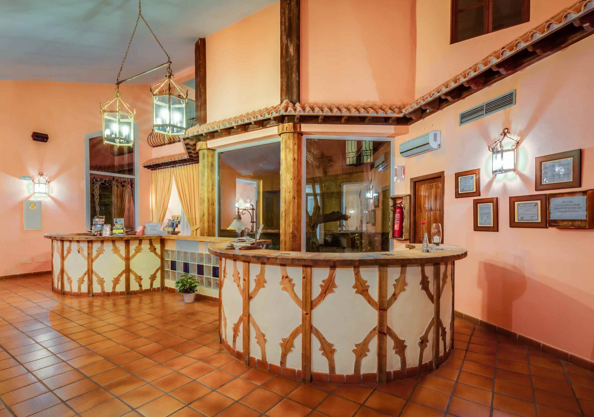 Hospederia Del Desierto Hotel Табернас Екстериор снимка